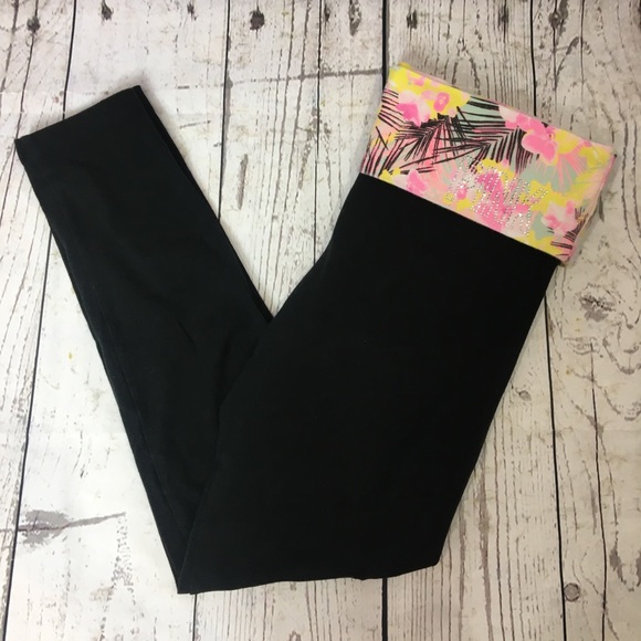 PINK Victoria's Secret Pants - PINK Victoria’s Secret Bling Floral Yoga Leggings